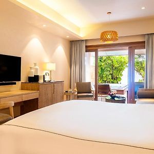 Beach King Suite